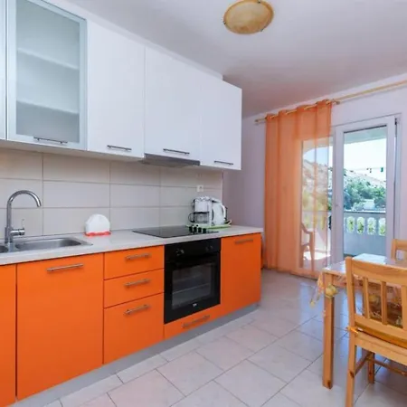 In With Sea View, Balcony, Air Conditioning, Wi-fi 4419-4 * Lopar