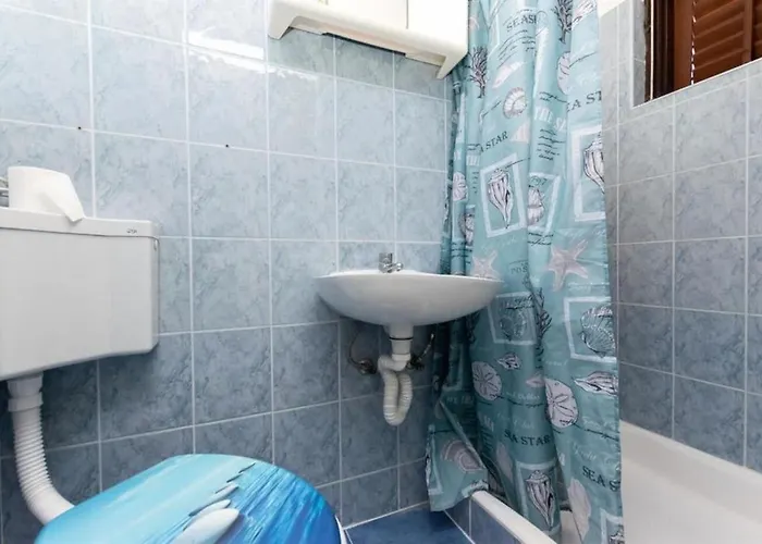 In With Sea View, Balcony, Air Conditioning, Wi-fi 4419-4 Apartman *